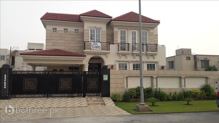 1 kanal Brand New Bungalow for sale in DHA phase 6 