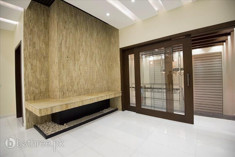 1 kanal house for rent with lowest price in phase 6